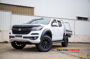 HOLDEN COLORADO SIDEWINDER MATTE BLACK